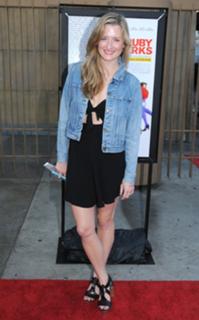 Grace Gummer feet photo 18