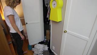 Grace Helbig feet photo thumbnail