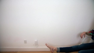 Grace Helbig feet photo thumbnail