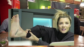 Grace Helbig feet photo thumbnail