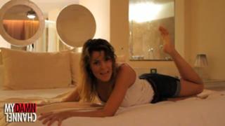 Grace Helbig feet photo thumbnail