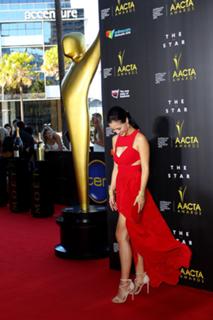 Grace Huang feet photo 6