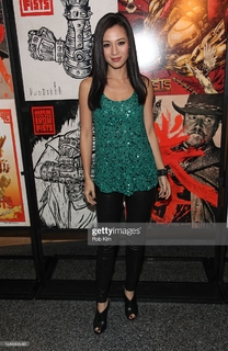 Grace Huang feet photo 10
