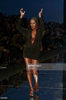 Grace Jones feet photo 10