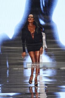 Grace Jones feet photo 17