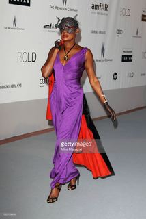 Grace Jones feet photo 13