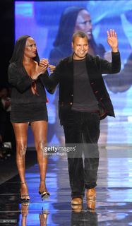 Grace Jones feet photo 10