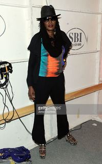 Grace Jones feet photo 6