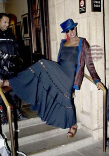 Grace Jones feet photo 2