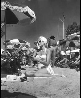 Grace Kelly feet photo thumbnail