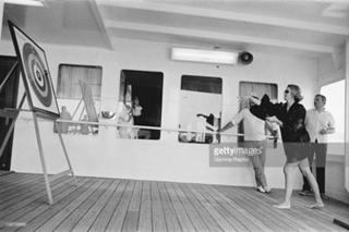 Grace Kelly feet photo thumbnail