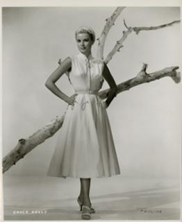Grace Kelly feet photo thumbnail