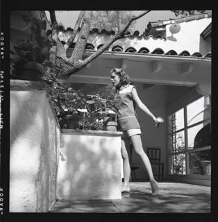 Grace Kelly feet photo thumbnail