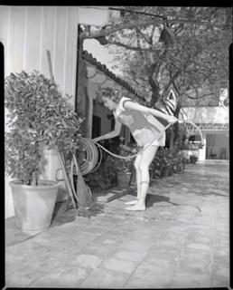 Grace Kelly feet photo thumbnail