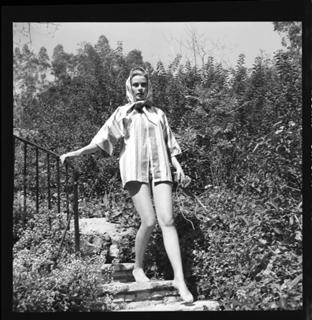Grace Kelly feet photo thumbnail
