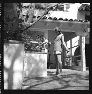 Grace Kelly feet photo thumbnail