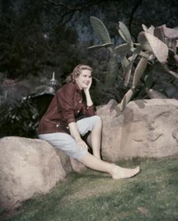 Grace Kelly feet photo thumbnail
