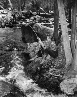 Grace Kelly feet photo thumbnail