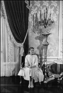 Grace Kelly feet photo thumbnail