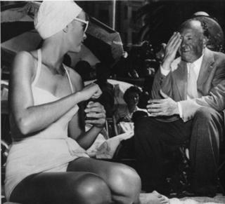 Grace Kelly feet photo thumbnail