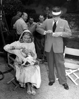 Grace Kelly feet photo thumbnail
