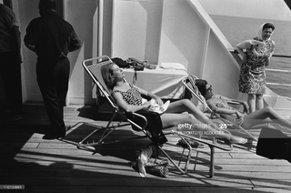 Grace Kelly feet photo thumbnail