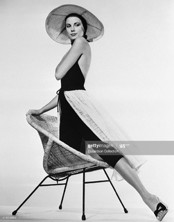 Grace Kelly feet photo thumbnail