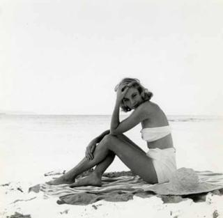 Grace Kelly feet photo thumbnail