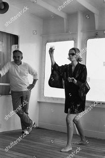 Grace Kelly feet photo thumbnail