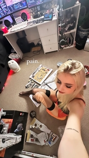 Grace Lyra feet photo 6