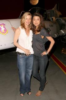Grace Park feet photo thumbnail