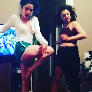 Grace Phipps feet photo 7