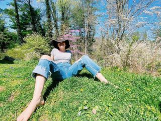 Grace Phipps feet photo 7