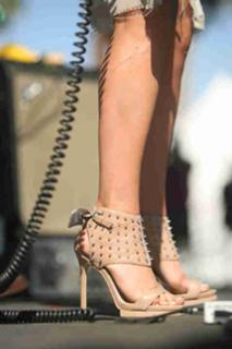 Grace Potter feet photo 6