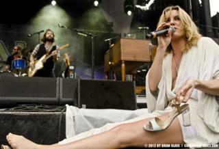 Grace Potter feet photo 15
