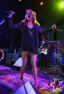 Grace Potter feet photo 12