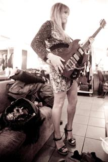 Grace Potter feet photo 7