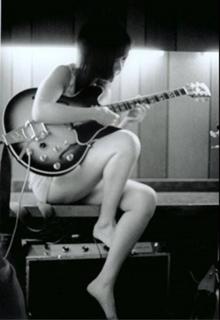 Grace Slick feet photo 8