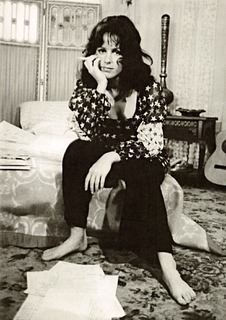 Grace Slick feet photo 2
