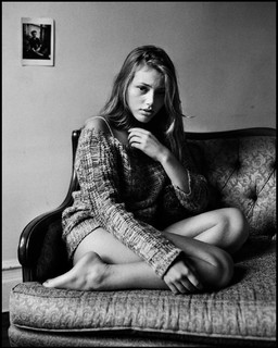 Grace Van Dien feet photo thumbnail