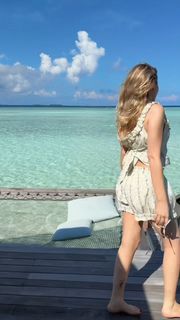 Grace Van Dien feet photo 18