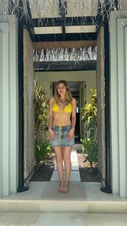 Grace Van Dien feet photo 12