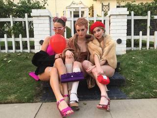 Grace Van Patten feet photo thumbnail