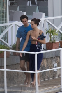 Grace Van Patten feet photo thumbnail