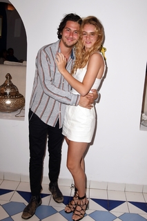 Grace Van Patten feet photo thumbnail