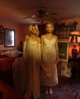 Grace VanderWaal feet photo 14