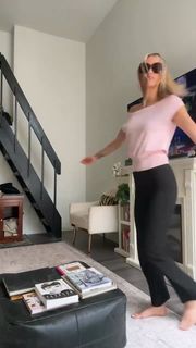 Grace VanderWaal feet photo 17