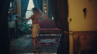 Grace VanderWaal feet photo 5