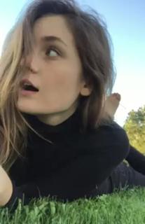 Grace Victoria Cox feet photo 7