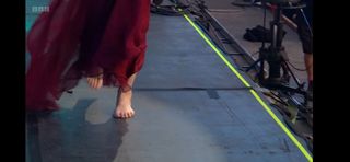Gracie Abrams feet photo thumbnail
